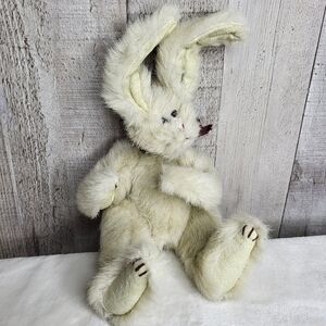❤️ Vintage TY Jointed Plush Bunny Toy